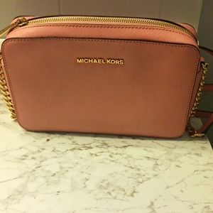 Micheal kors Jet Set Purse in Pink